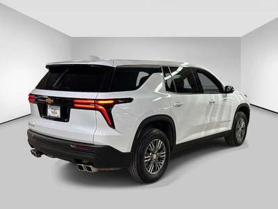 2024 Chevrolet Traverse LS
