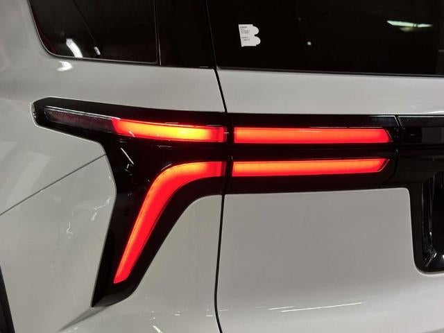 2024 Chevrolet Traverse LS