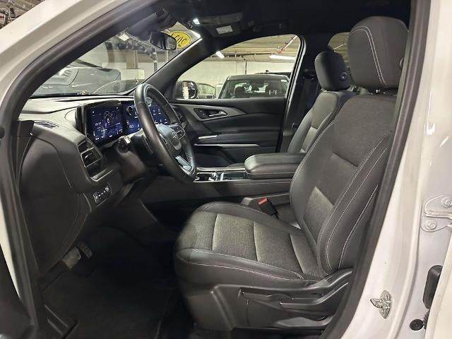 2024 Chevrolet Traverse LS