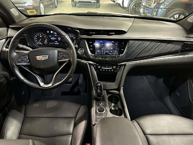 2023 Cadillac XT6 Premium Luxury