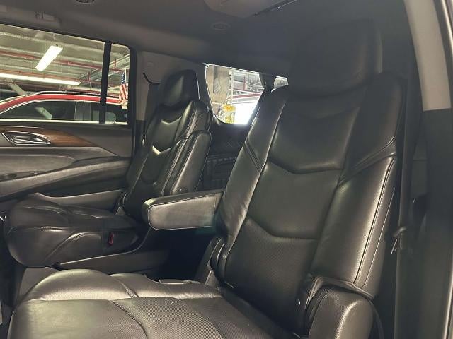 2020 Cadillac Escalade ESV Luxury