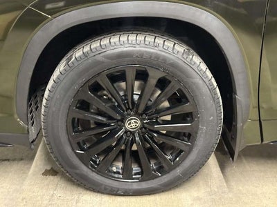 2023 Toyota Highlander XSE