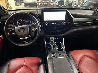 2023 Toyota Highlander XSE