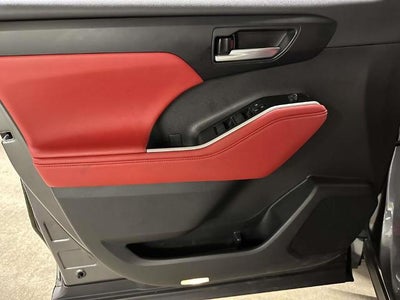 2023 Toyota Highlander XSE