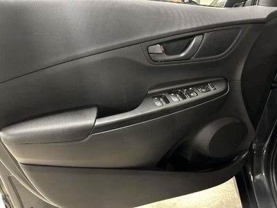 2022 Hyundai Kona SE