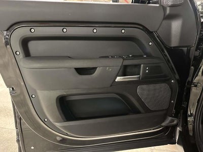 2021 Land Rover Defender Standard