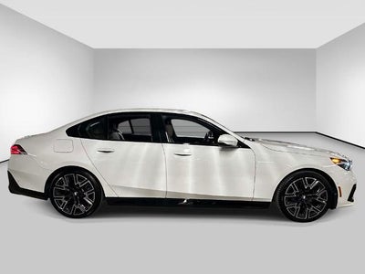 2024 BMW 530i 530i