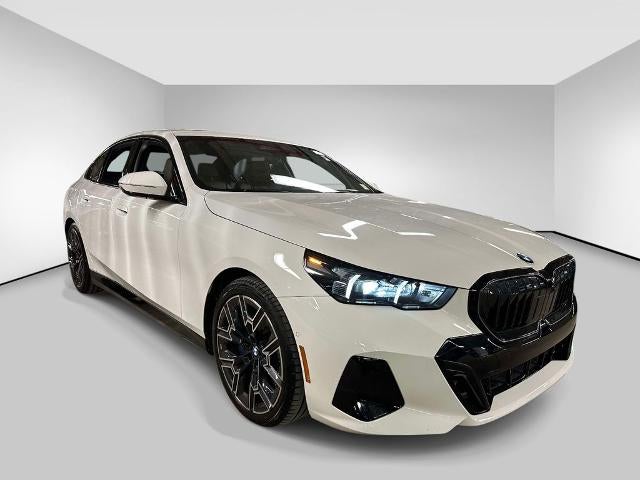 2024 BMW 530i 530i