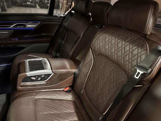 2020 BMW 750i xDrive